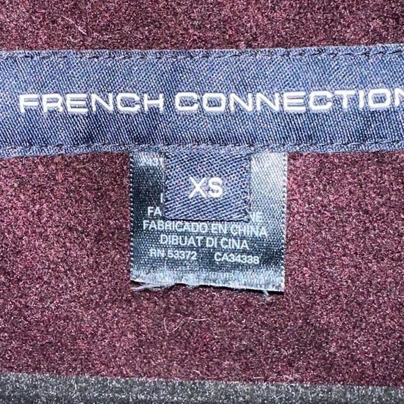 A271 French Connection Tulip Hem Asymmetrical Wool Coat Burgundy Wine Sz XS - Picture 8 of 8